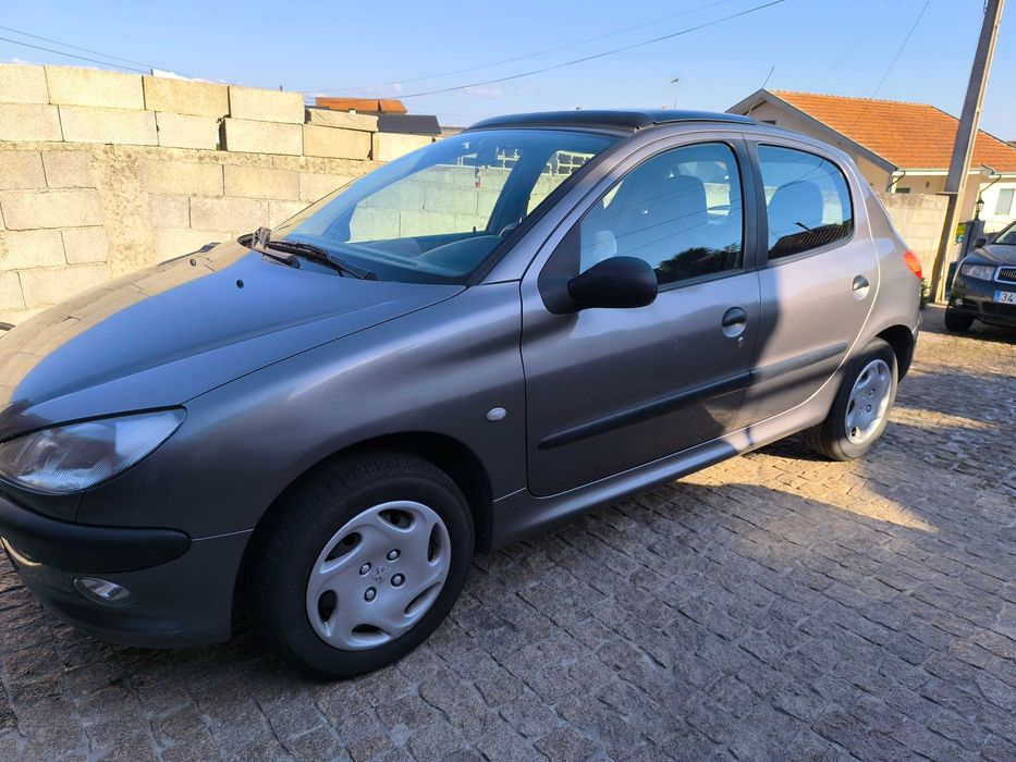 Vendo Peugeot 206 em bom estado foto 4