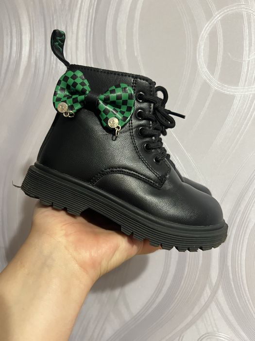 Дамисезонный ботинки для девочки весна/осень размер 28