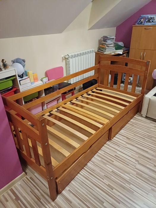 Dwa łóżka drewniane 80x180