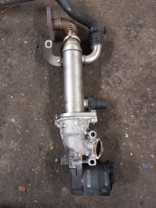 Zawór egr chłodniczka spalin ford volvo 2.0 tdci mondeo smax galaxy