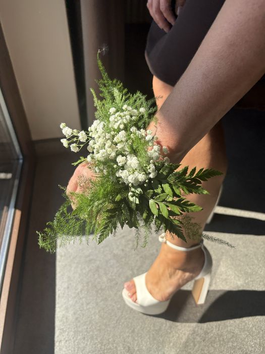 Florystka - dekorowanie kwiatami