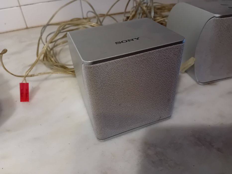 Conjunto de 3 Colunas Pequenas Sony