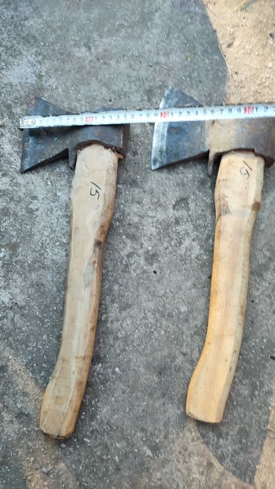 Топоры СССР с топорищами