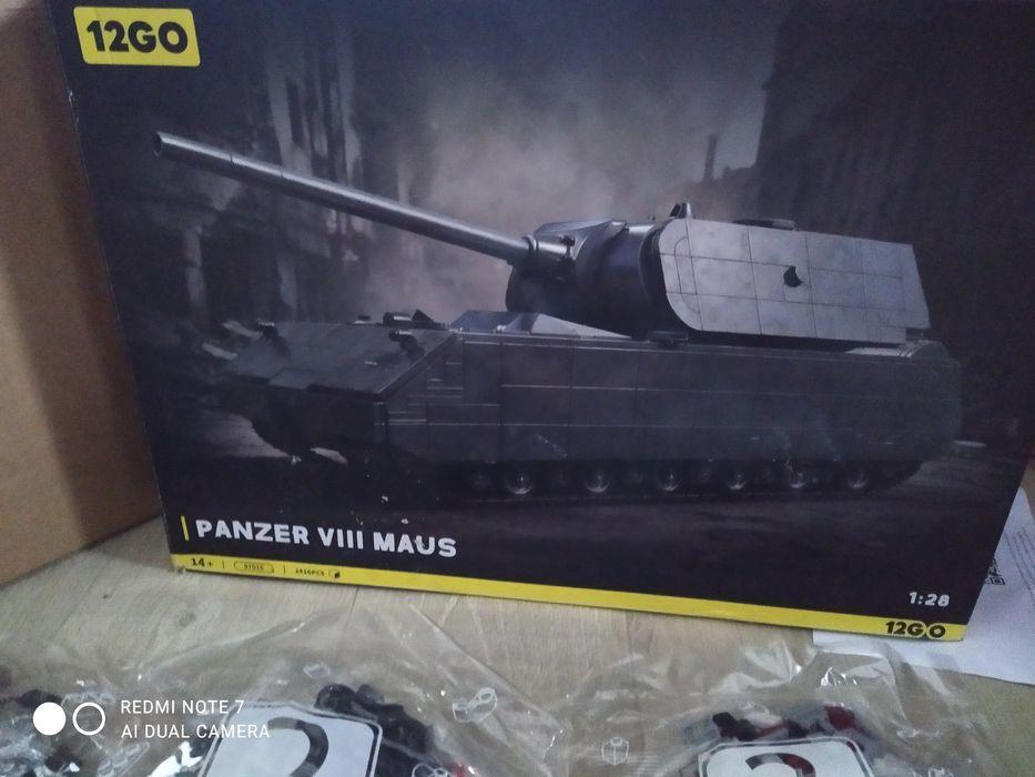 Лего танка Panzer VIII Maus 2416 деталей