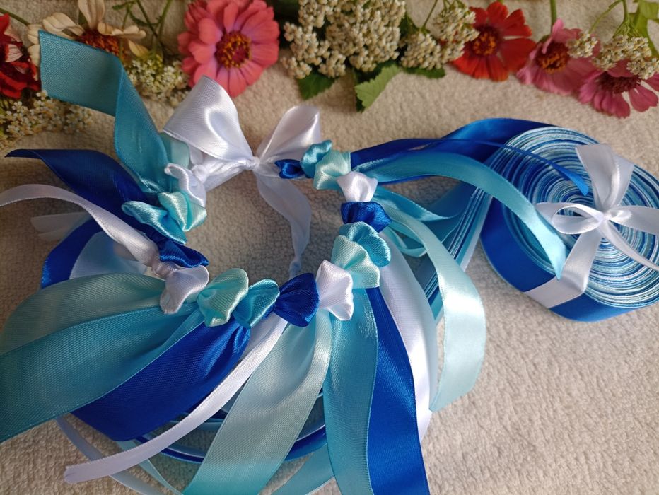 Ring oczepinowy niebieski 16 wstążek błękitny baby blue