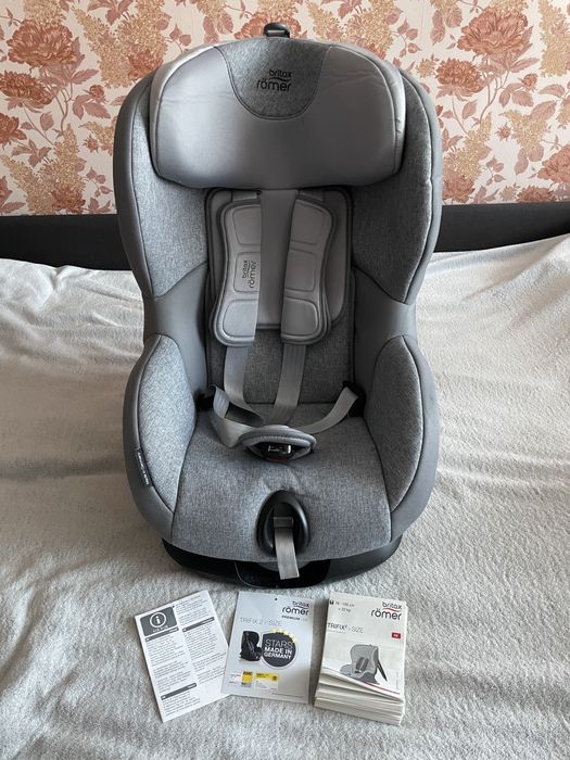 Автокрісло Britax Römer TRIFIX2 i-SIZE (Grey Marble)