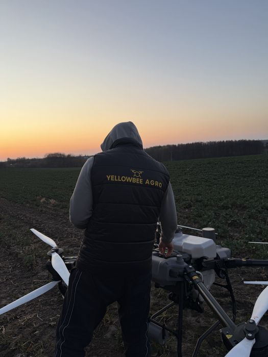 Агродрон для фермерів DJI Agras T50