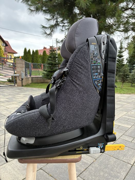 Fotelik samochodowy MaxiCosi assifix plus 0-18 kg