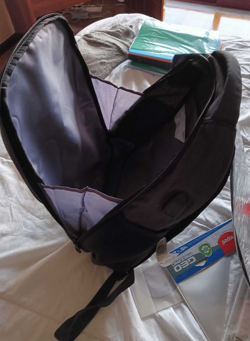 Mochila escolar Auchan - Nova c/ etiqueta