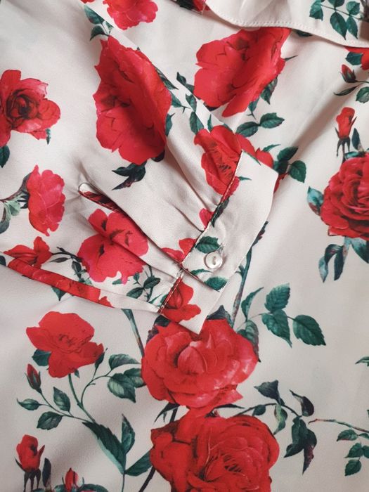 Romantyczna bluzka Mohito