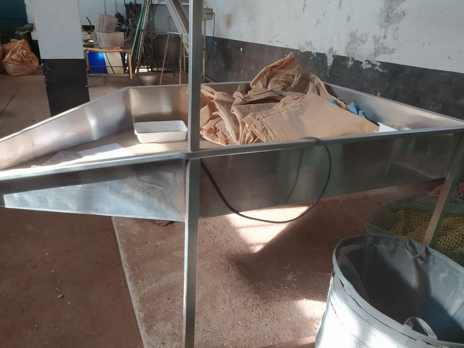 Banca de passar rolhas em inox