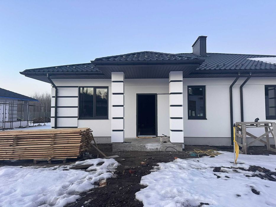 Будинок з чистовим оздобленням, сантехнікою та електрикою в Бучі