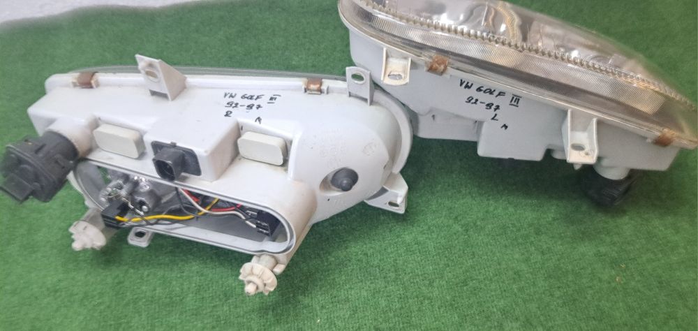 Lampy przód VW  III