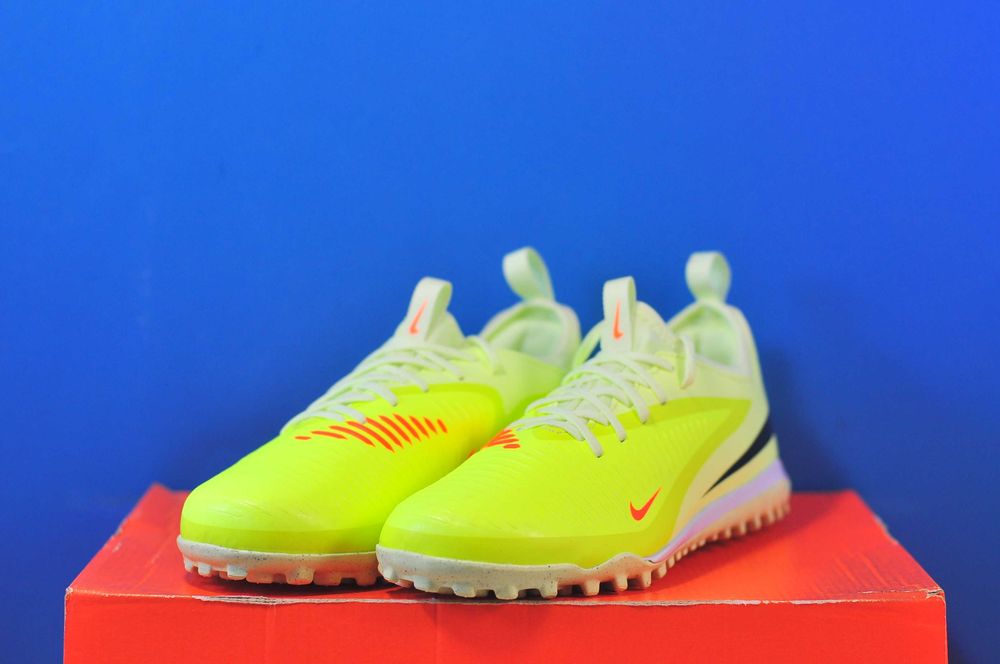 Сороканіжки Nike Phantom 6 Low TF  Academy Green оригінал