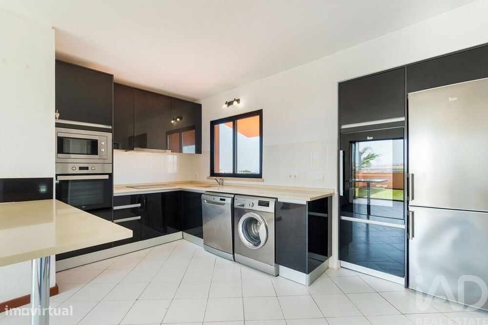 Duplex T3 em Albufeira e Olhos de Água de 145 m2