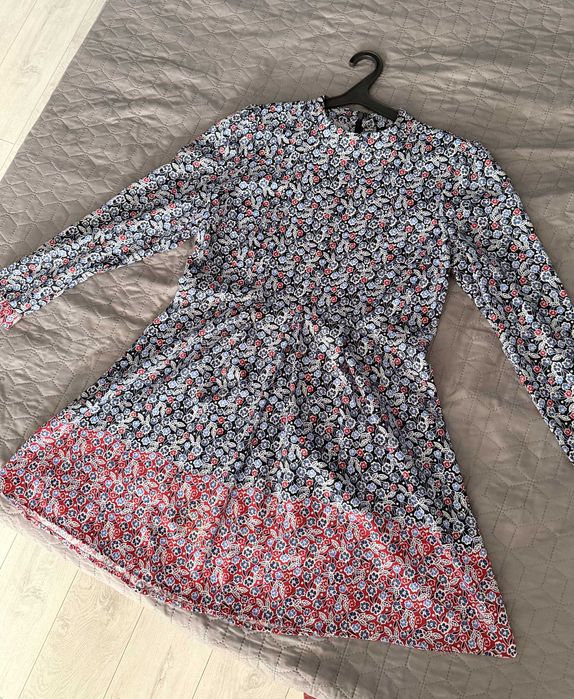 Легка сукня з довгим рукавом у квітковий принт м-л Warehouse