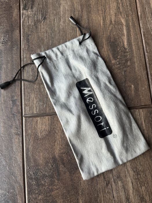 Srebrne silver etui do okularów sunglasses