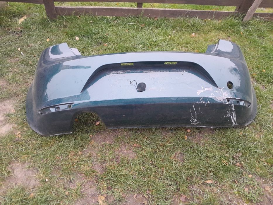 Задній бампер на сеат леон 2 ,05-12рік