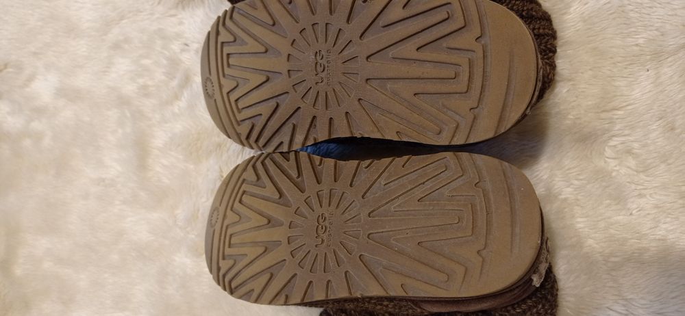 Kozaczki kardiganowe UGG,37