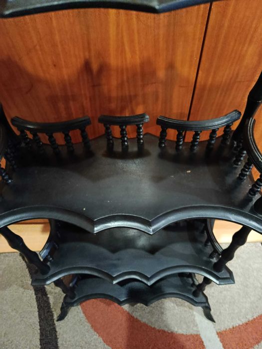 Estante/ prateleira preta  0,55X1,17cm