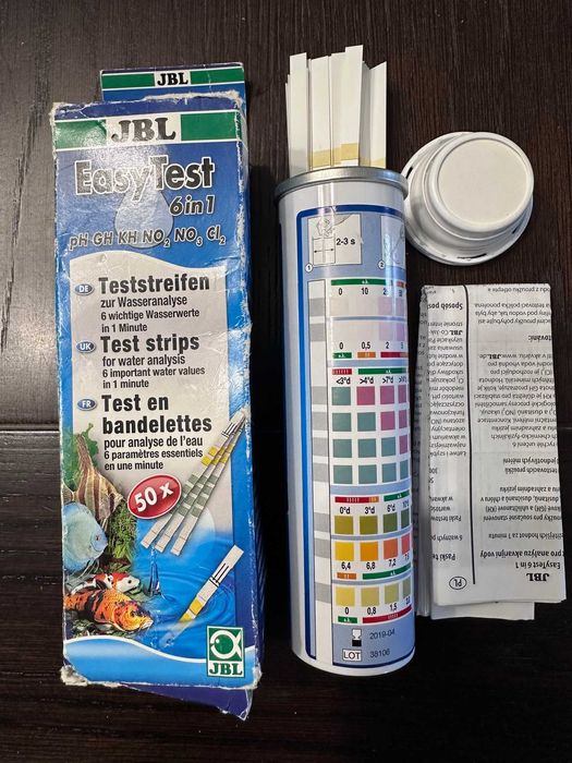 Diverso material para aquário