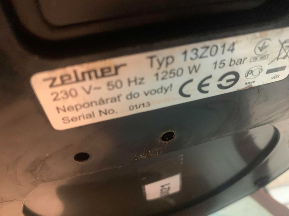 Кофеварка кофемашина ZELMER 13Z014 рожковая: 2 500 грн