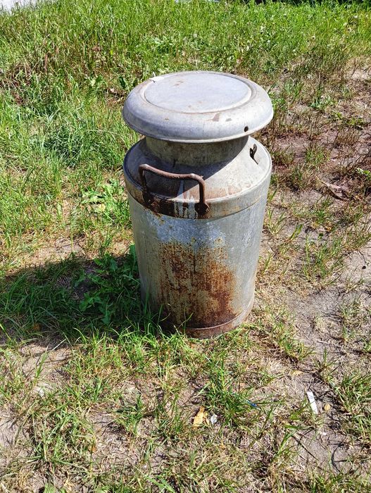 Bańka na mleko. Kanka na miód. Pruszków