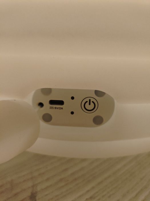 CoolLux - lampa, chłodziarka i głośnik