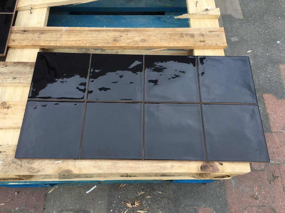 Glazura / płytka ścienna soho black 30x60 firmy DUAL GRES