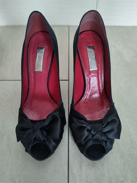 Buty damskie satynowe