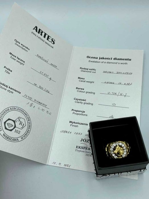 Sygnet z diamentami i koniem 750 18k