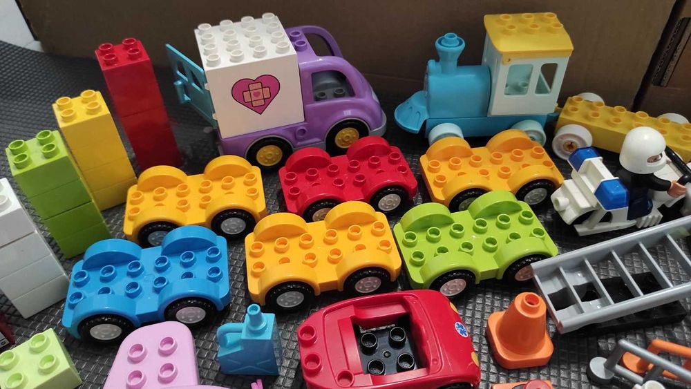 Lego Duplo лего дупло оригінал фігурки тварини звірі кубики пластини