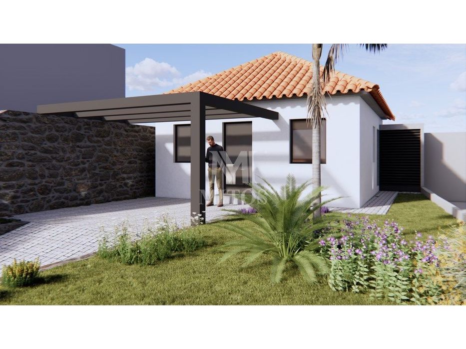 Moradia T1+1 recuperada para venda em Darque, Viana do Castelo