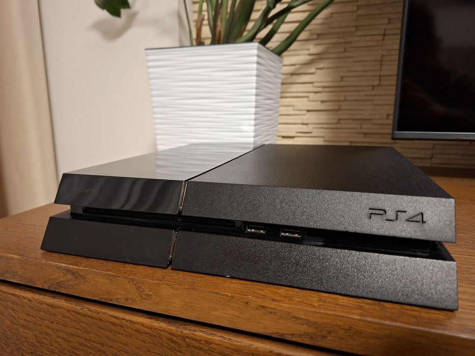 Playstation 4 Fat PS4