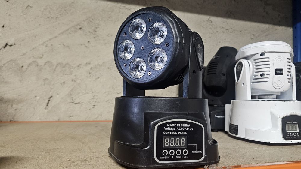 10 mini wash 90w DMX mais 2 picobeam30