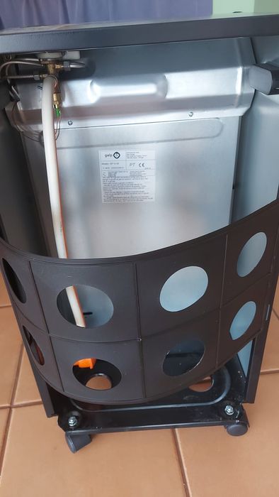 Aquecedor a gás como novo