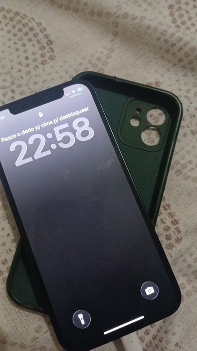 iPhone 12 usado