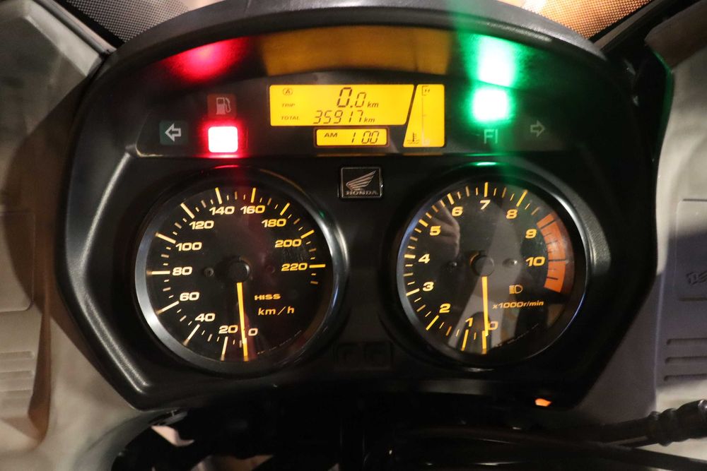 Honda Varadero 1000 de 2003 para peças.
