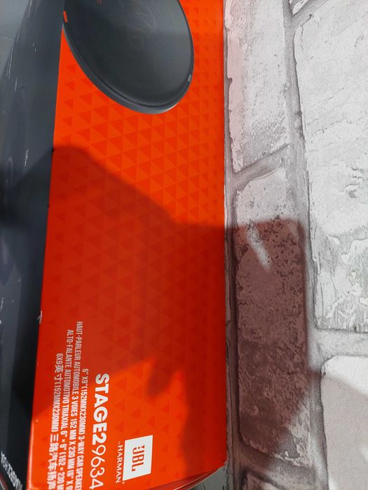 Głośniki JBL nowe