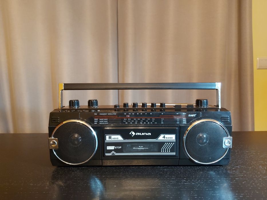 Rádio Alemão Auna Duke MKII estilo vintage anos 80