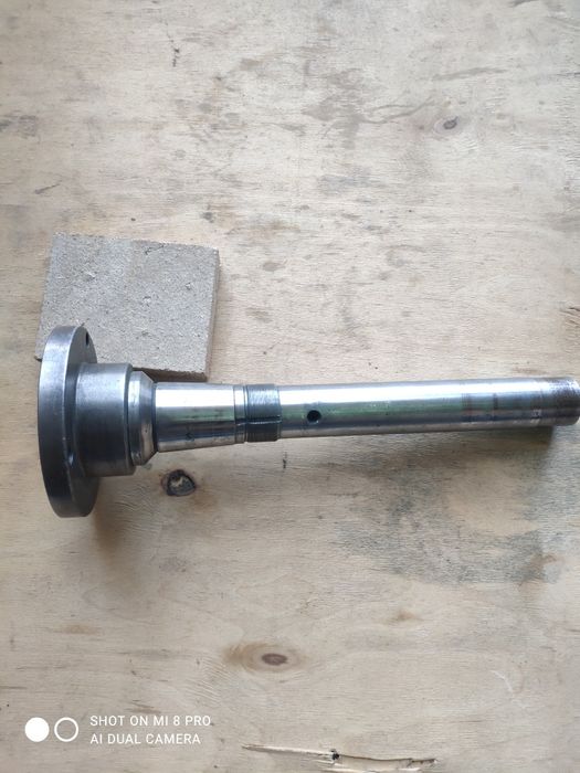 Шпиндель импортного небольшого токарного станка