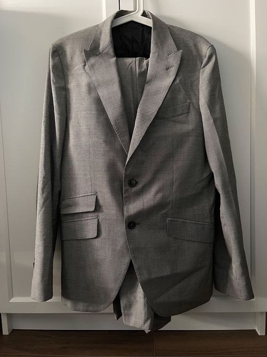 Fato completo Massimo Dutti impecável cinzento