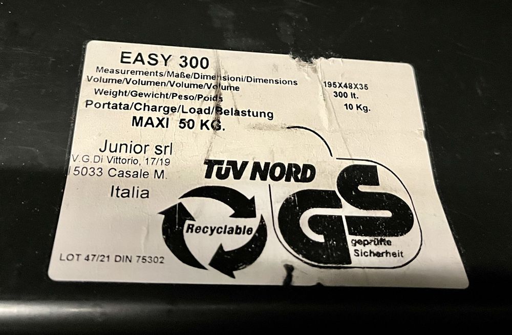 Box dachowy Easy 300, długi, wąski, 300l