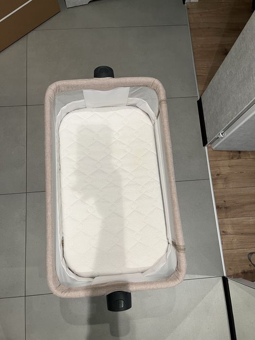 Kinderkraft Neste Up 2 - łóżeczko dostawne 2w1 | Beige
