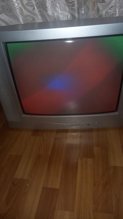 Продам телевізор