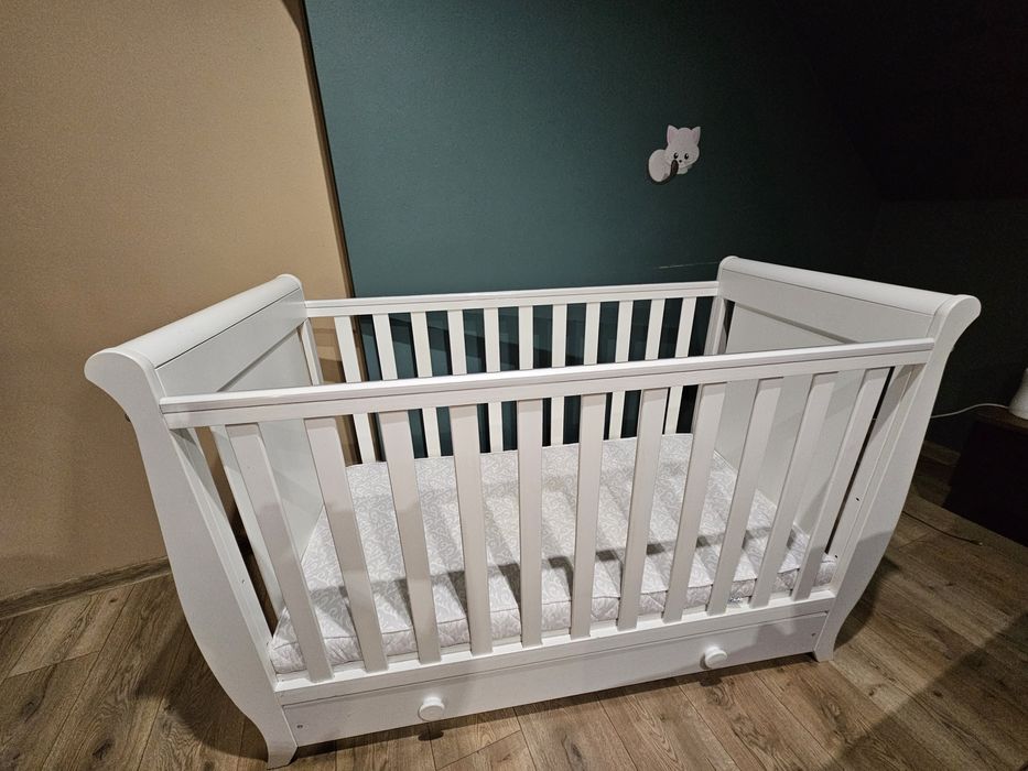 Sprzedam łóżeczko dziecięce