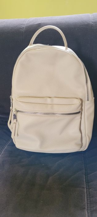 Kremowy plecak Reserved