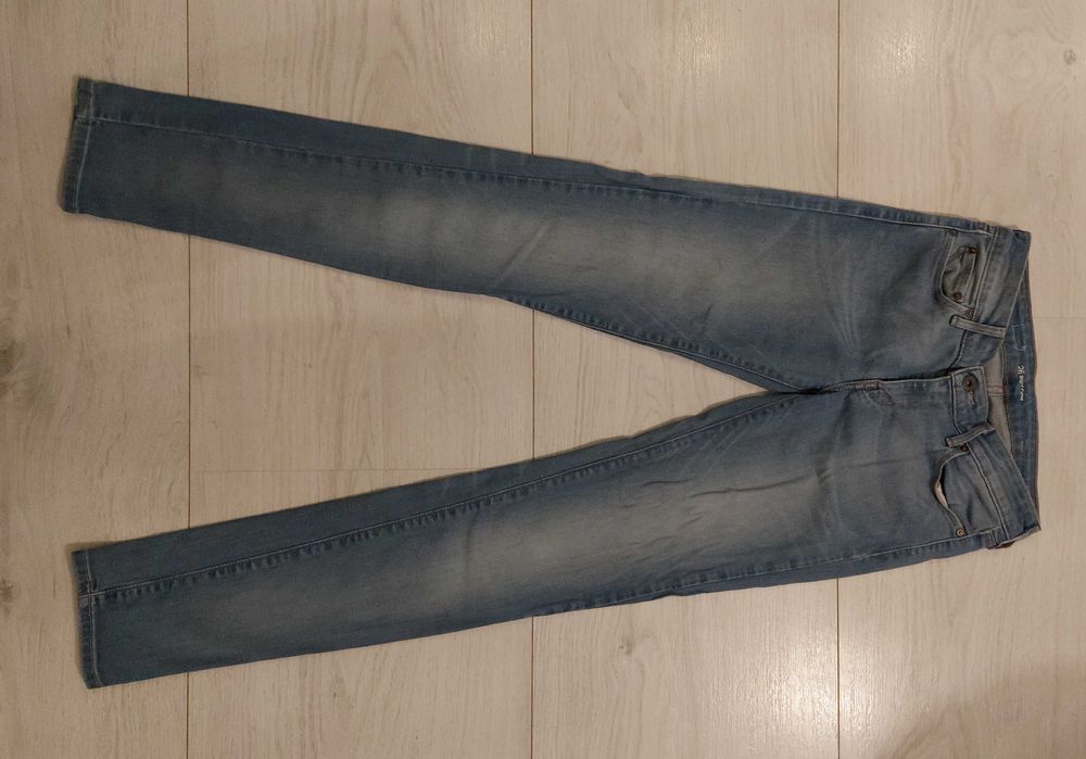 Spodnie damskie jeans Levis W26 L32