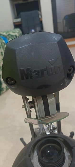 Vendo dois robôs Martin mx-4 iluminação