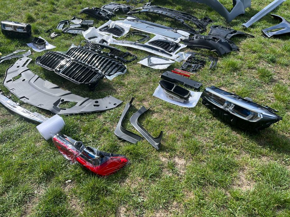 Комплект обвеса рестайлинг + Laser оптика на BMW 7 G12 2015–2019 року